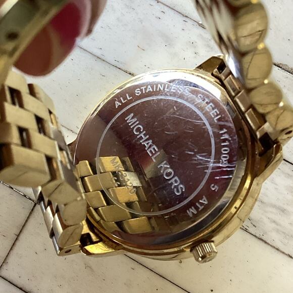 Michael Kors MK 3120 Glitz Women's Watch | Battery - Picture 4 of 5